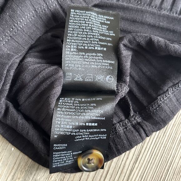 NWT H&M Off The Shoulder Long Sleeve Button Ribbed Shirt Size Medium - Picture 10 of 10